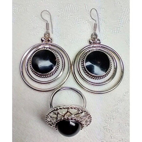 Onyx Tibetan Earrings & Sara Cov. Adjustable Ring - Picture 1 of 13